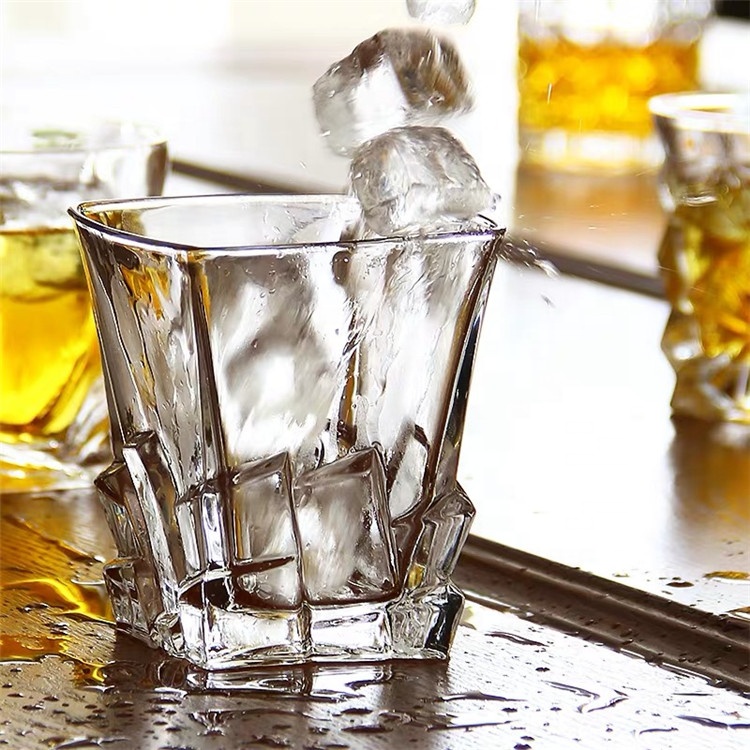 Rock-Shaped Lead-Free Whisky Glass image 2